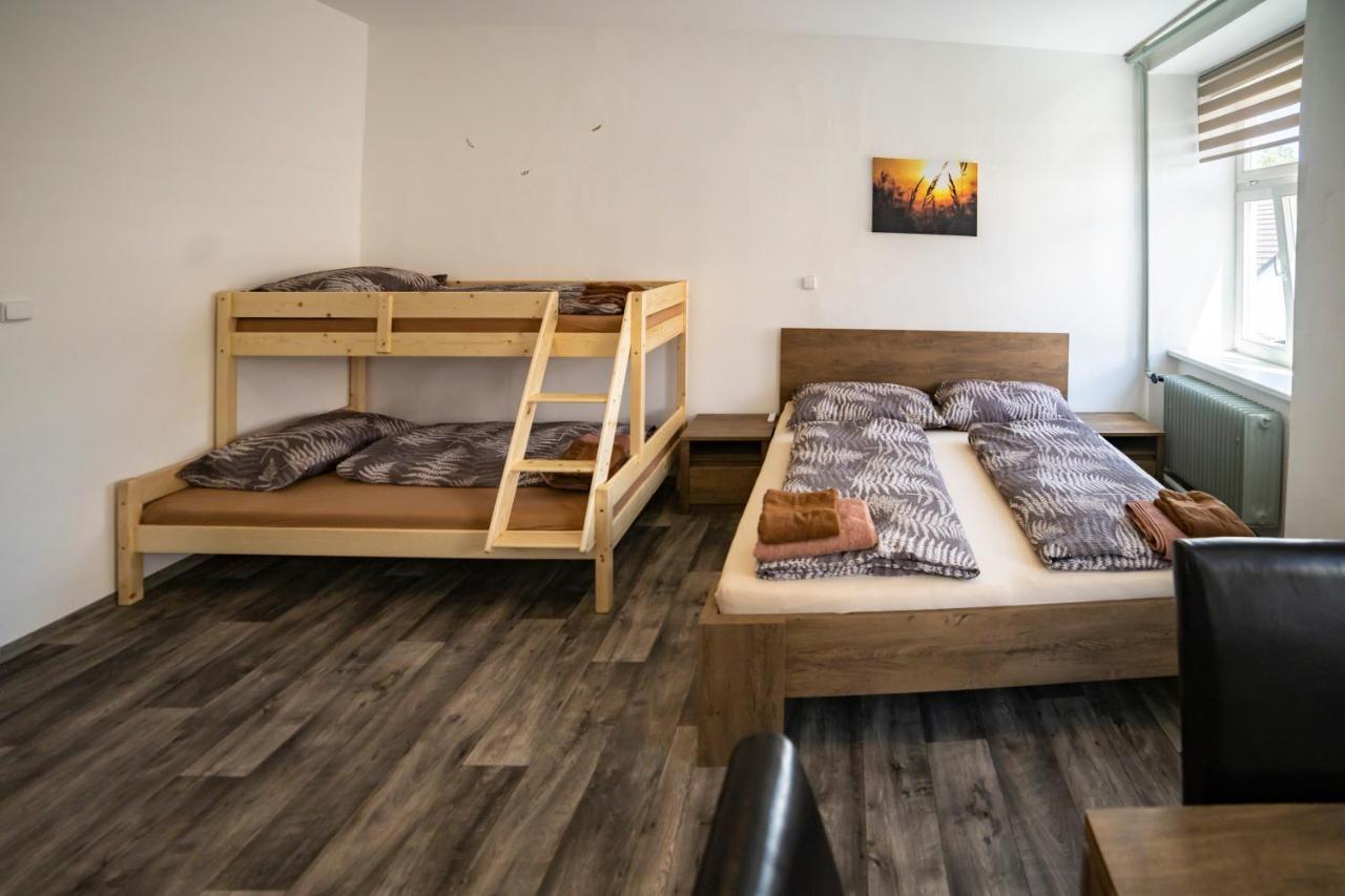 Apartmany Nezarka A Privatni Wellness Йиндржихув-Градец Экстерьер фото