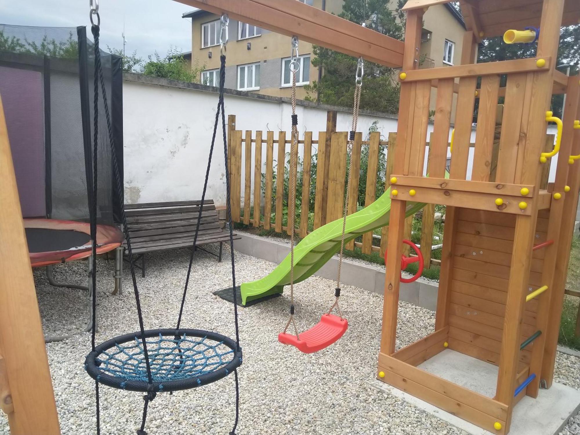 Apartmany Nezarka A Privatni Wellness Йиндржихув-Градец Экстерьер фото